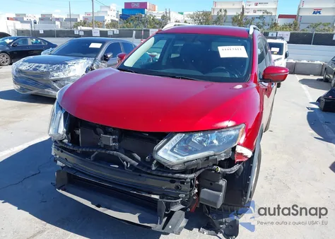 2018 Nissan Rogue Sv z USA, uszkodzony, nr VIN 5N1AT2MT5JC727724